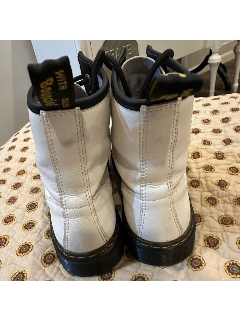 Dr. Martens Zavala White Leather Combat Boots Size 7 - Picture 7 of 8